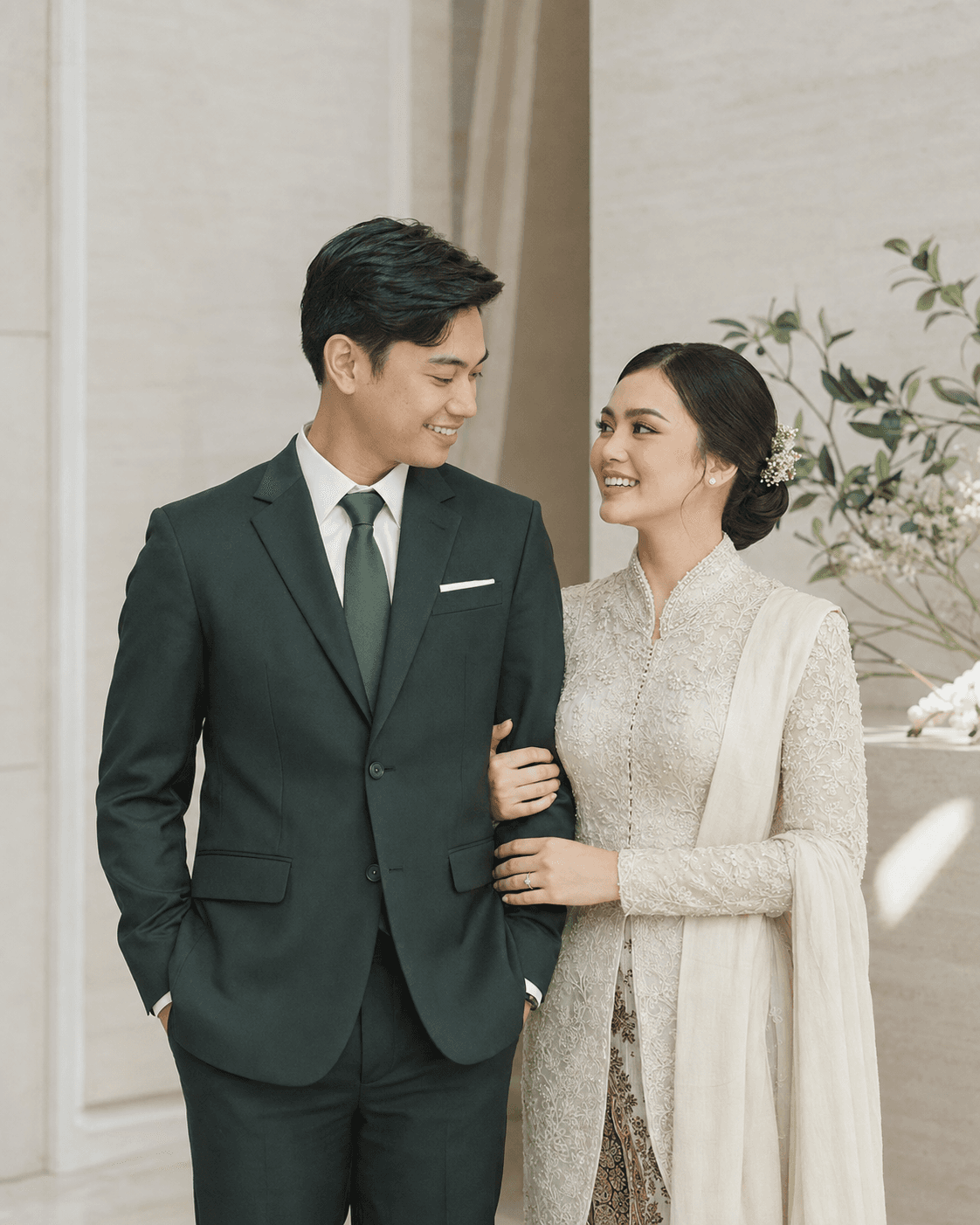 Contoh foto pasangan pada tema Classic Green